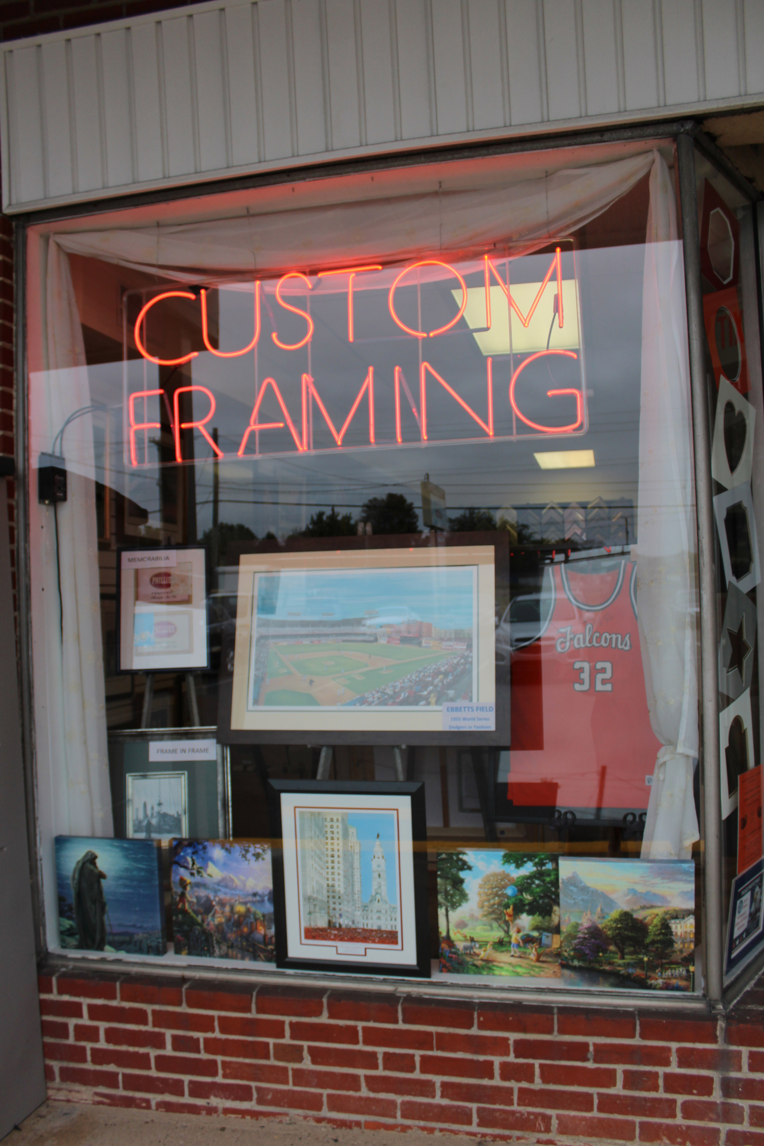 Custom Framing Sign